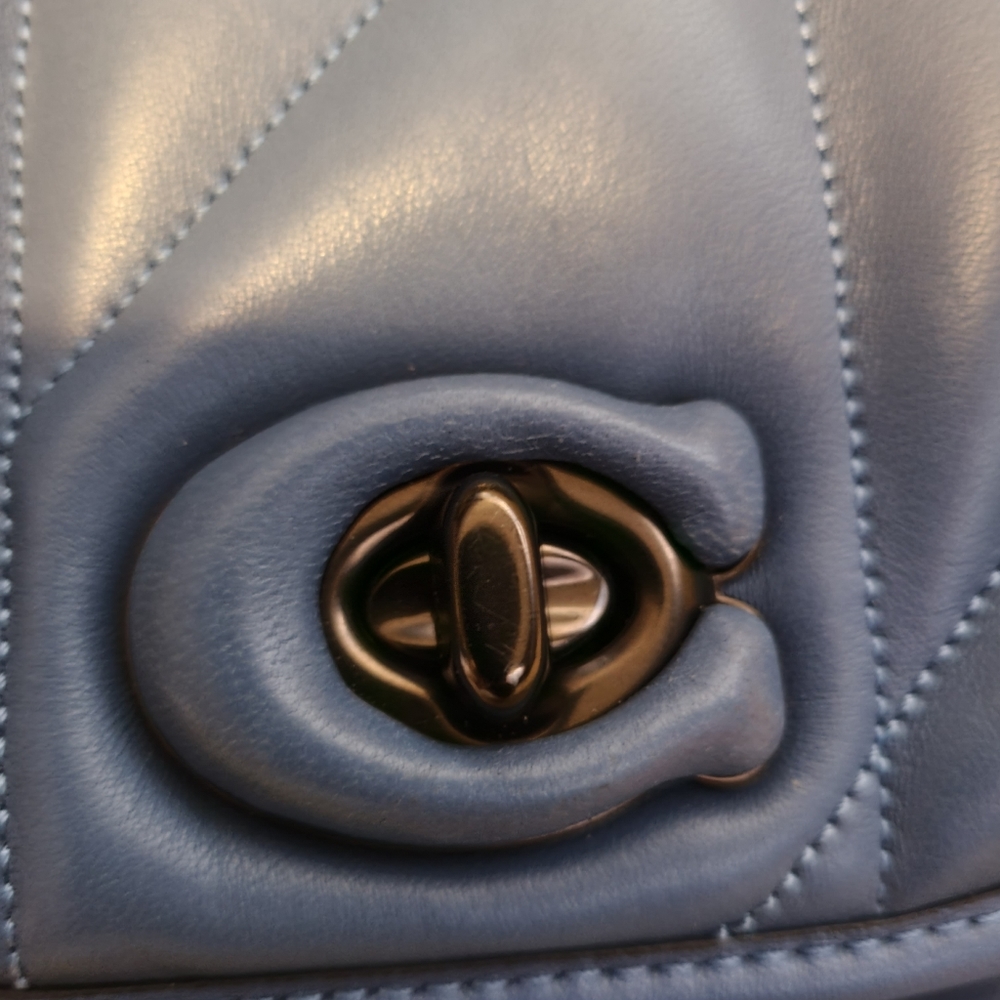 💰SOLD💰Coach Pillow Madison Shoulder Bag With Quilting Style C8560 - Picture 8 of 14
